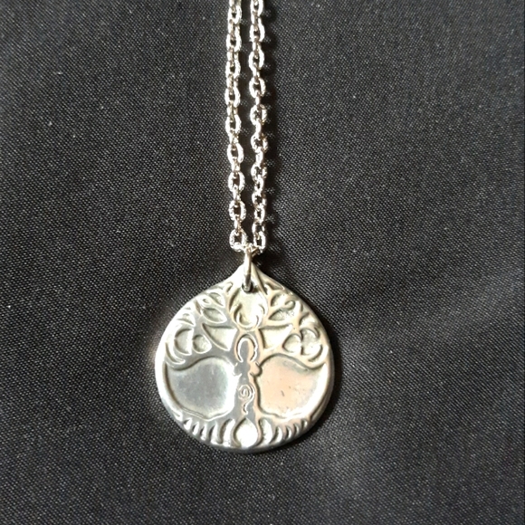 Tree of Life Goddess Necklace - Picture 1 of 3